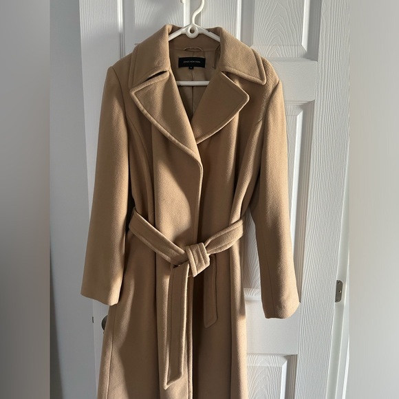 Jones New York wool camel trench coat - Picture 2 of 3